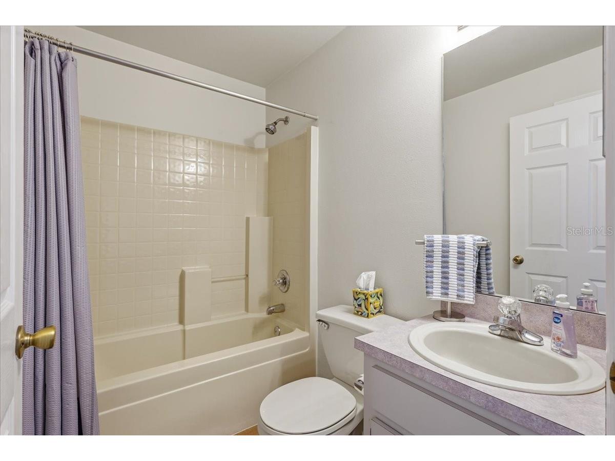 372 Lake Daisy Cir Winter Haven FL 33884 P4939239 image32