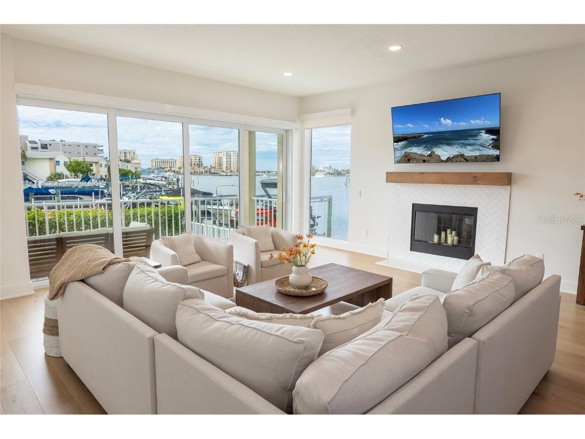 372 Larboard Way Clearwater Beach FL 33767 TB8452126 image15