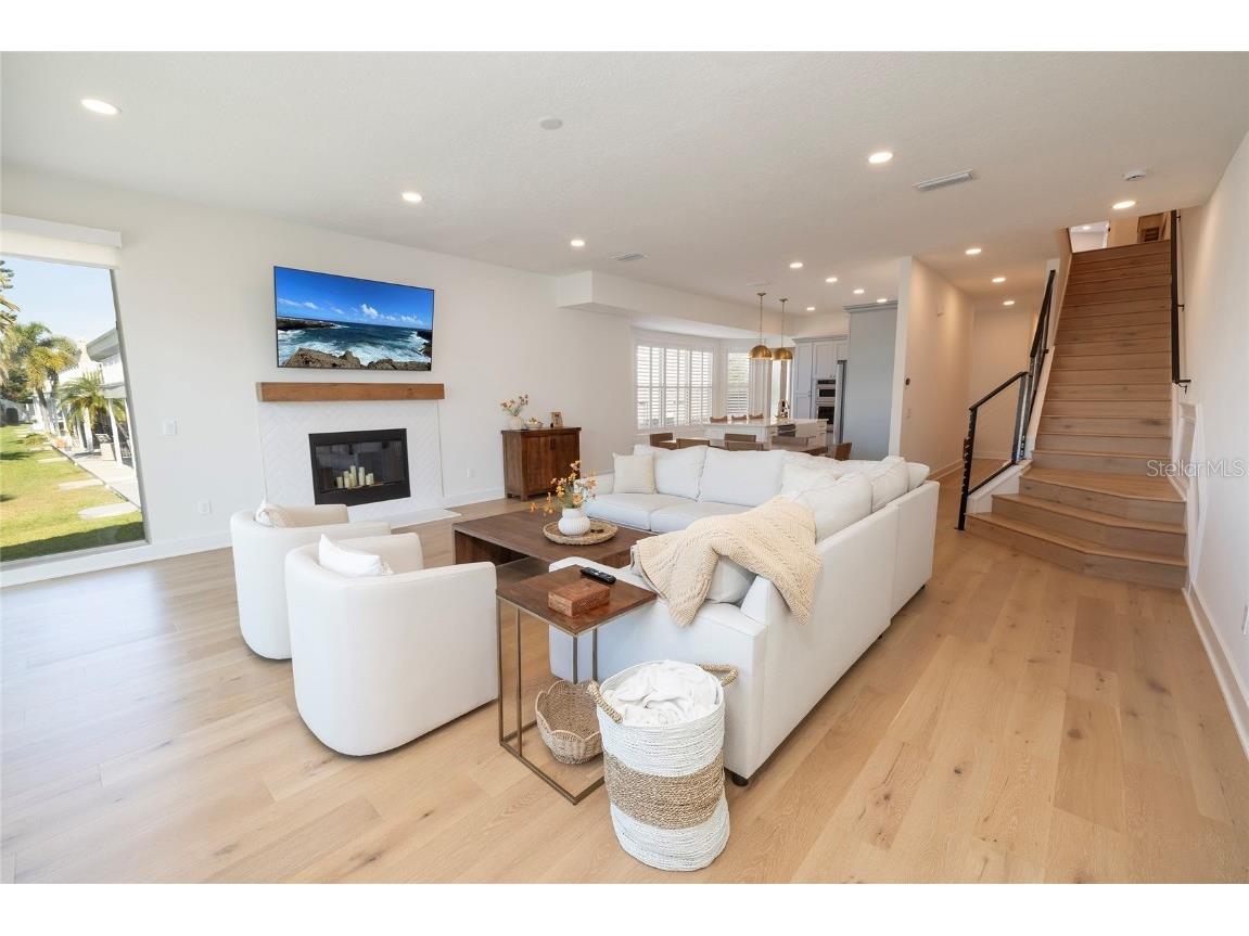 372 Larboard Way Clearwater Beach FL 33767 TB8452126 image16