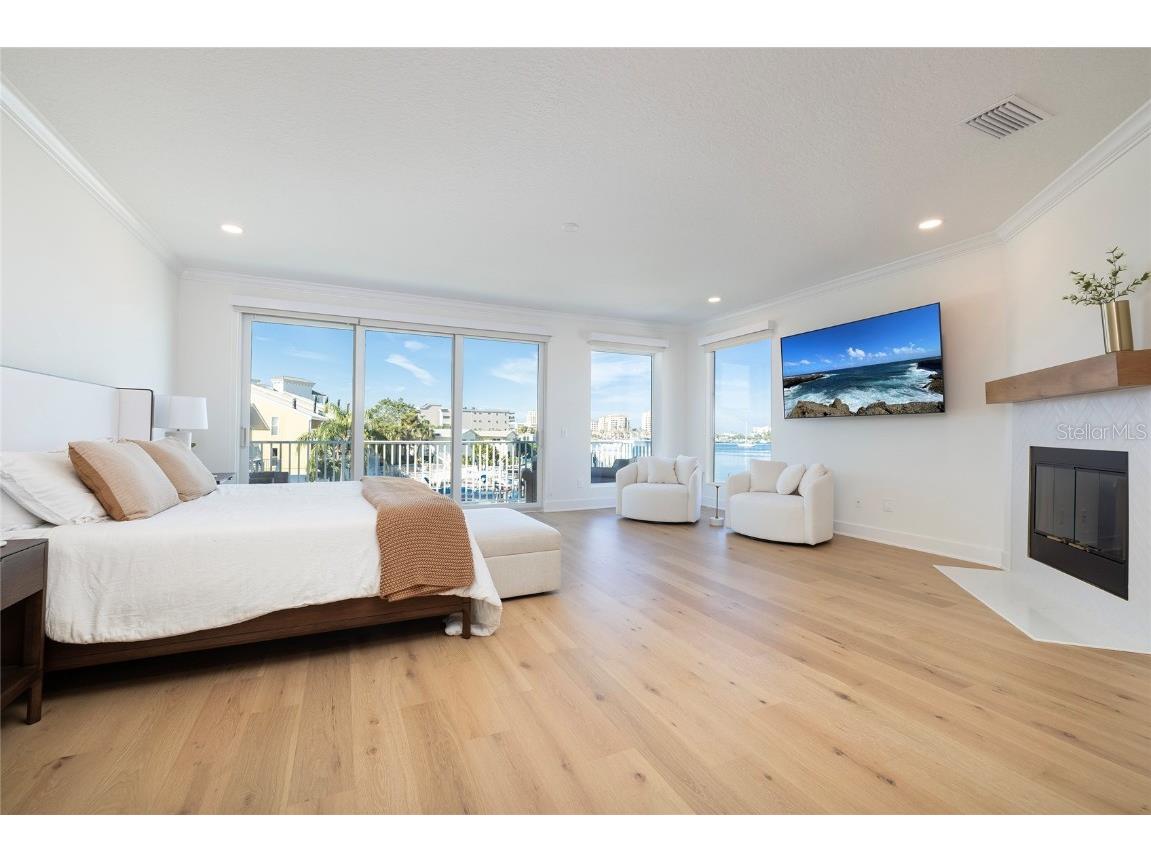 372 Larboard Way Clearwater Beach FL 33767 TB8452126 image20