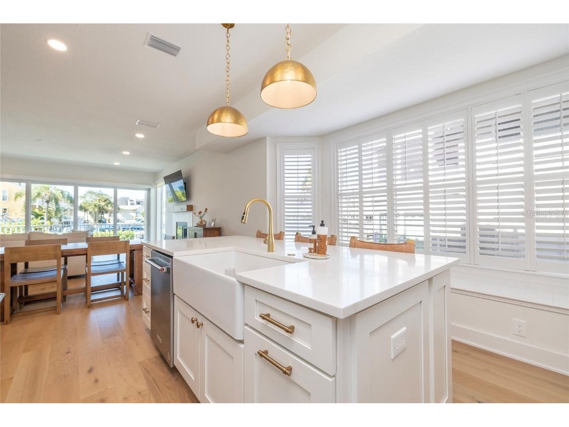 372 Larboard Way Clearwater Beach FL 33767 TB8452126 image7