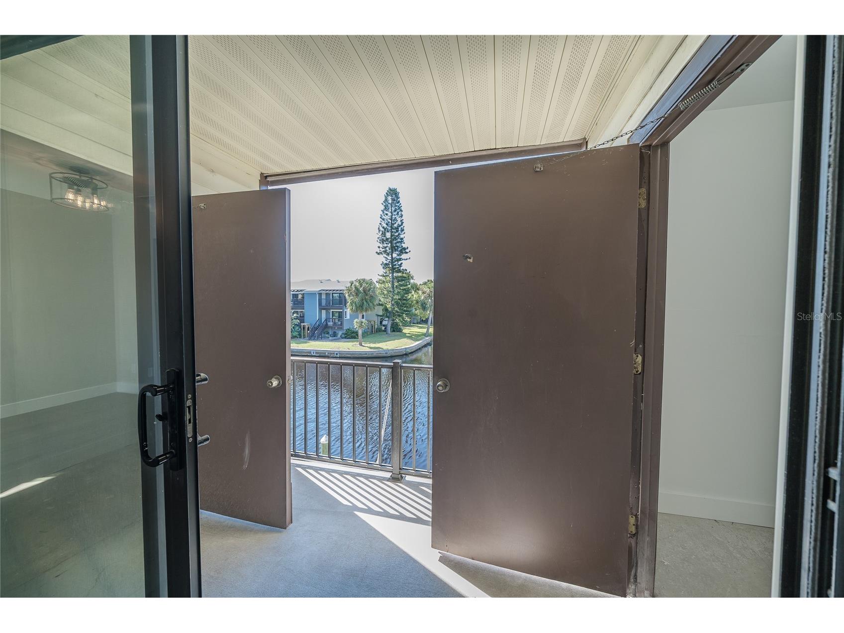 372 Moorings Cove Drive #372 Tarpon Springs FL 34689 TB8505023 image40