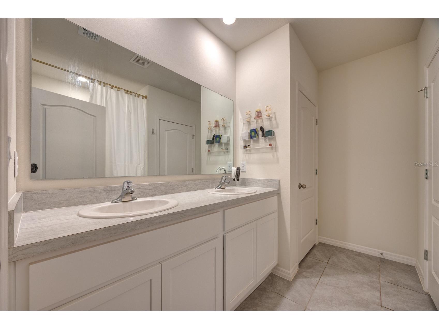 372 Pelham Park Drive Deland FL 32720 V4949185 image14