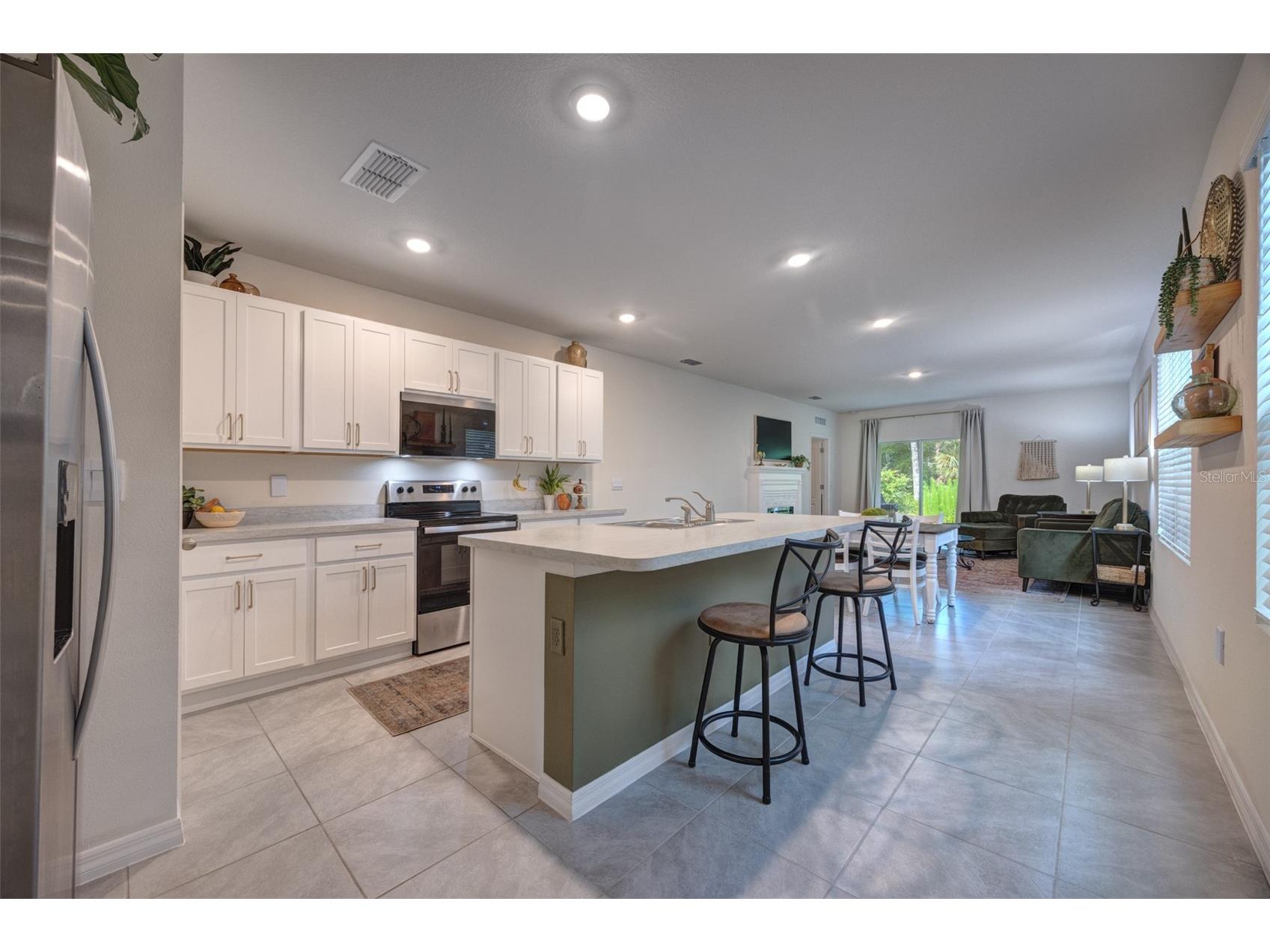 372 Pelham Park Drive Deland FL 32720 V4949185 image5