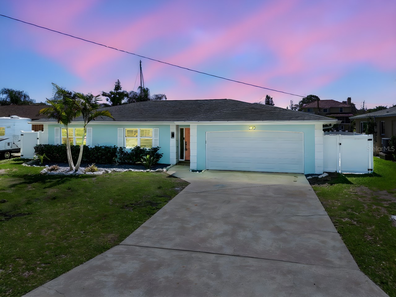 372 Westwinds Drive Palm Harbor FL 34683 TB8485946 image1