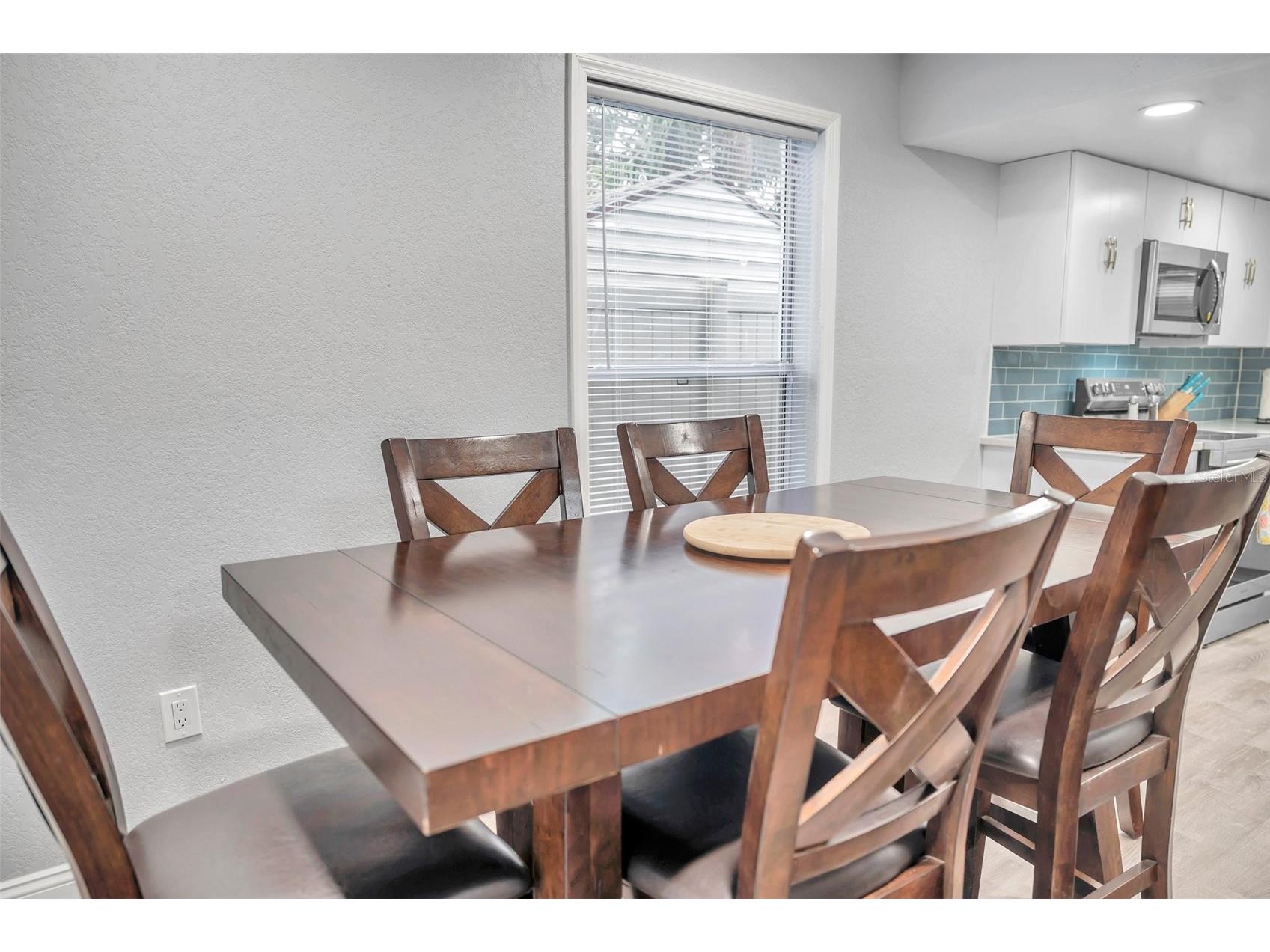 3720 3rd Ave N Saint Petersburg FL 33713 TB8494882 image11