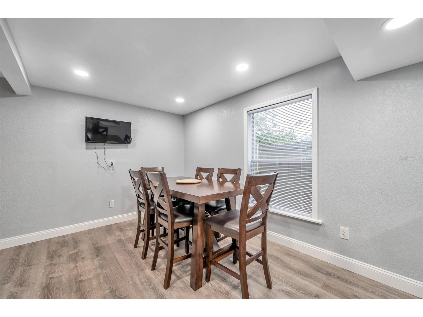 3720 3rd Ave N Saint Petersburg FL 33713 TB8494882 image12