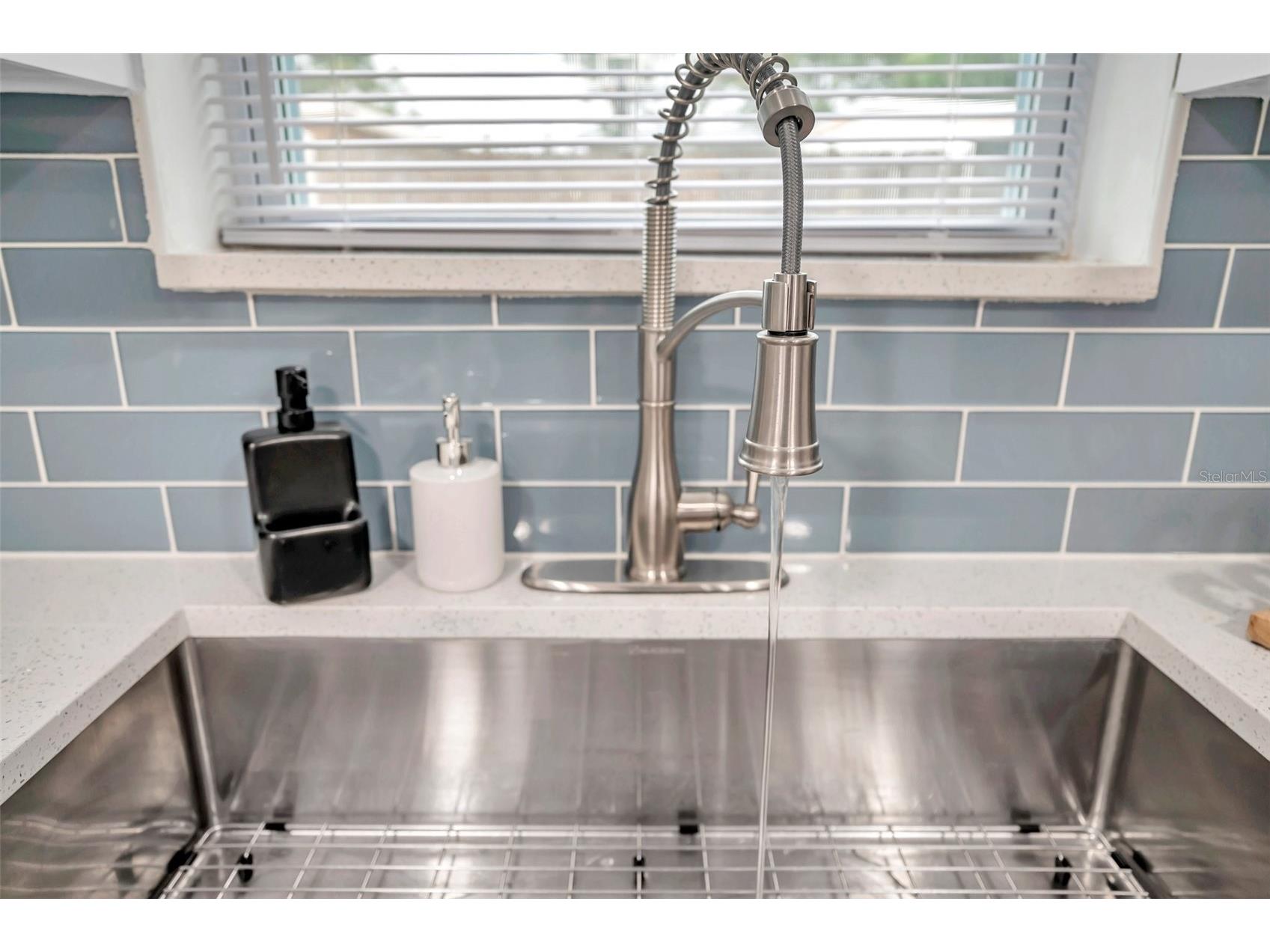 3720 3rd Ave N Saint Petersburg FL 33713 TB8494882 image17