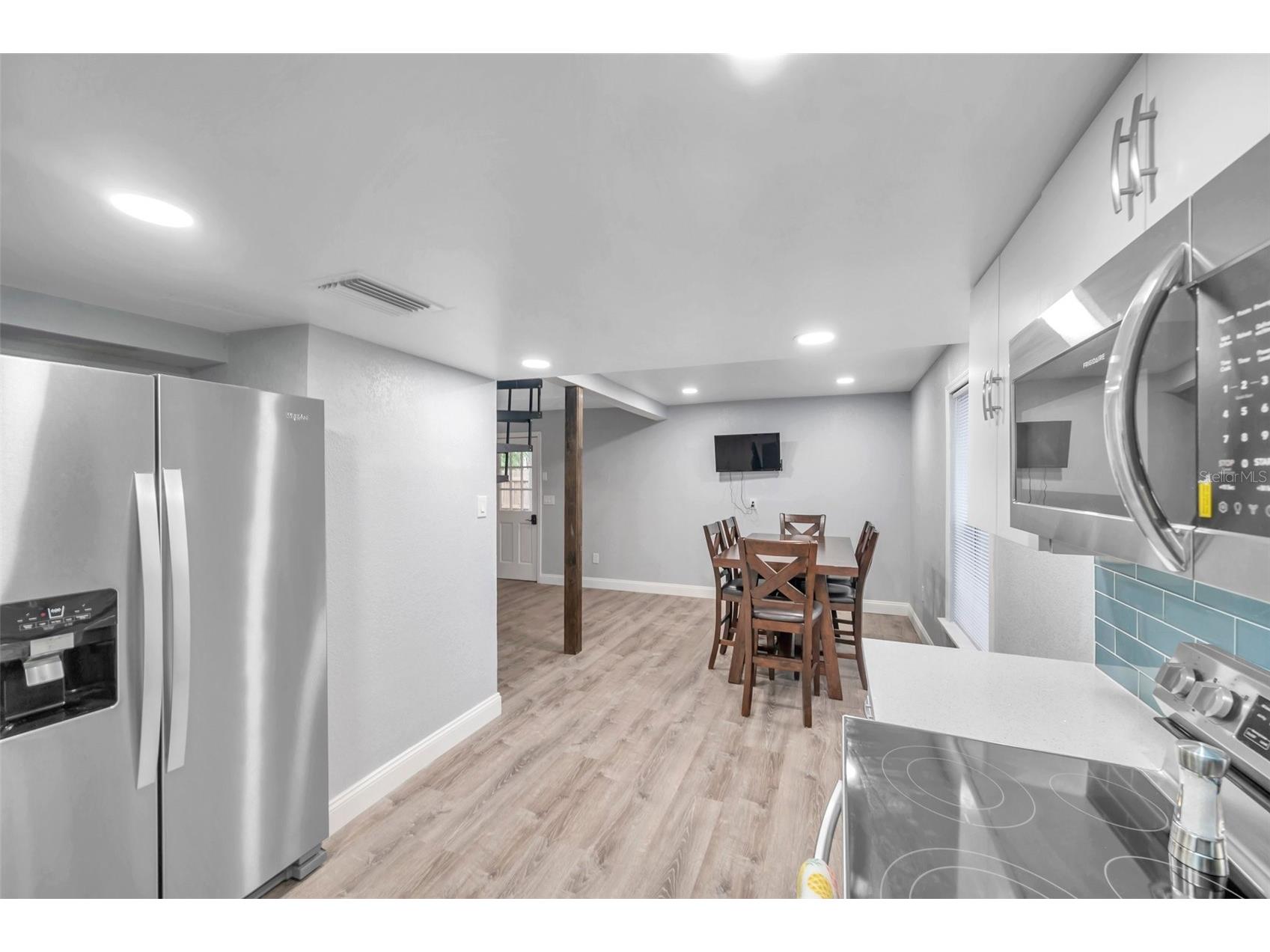 3720 3rd Ave N Saint Petersburg FL 33713 TB8494882 image20