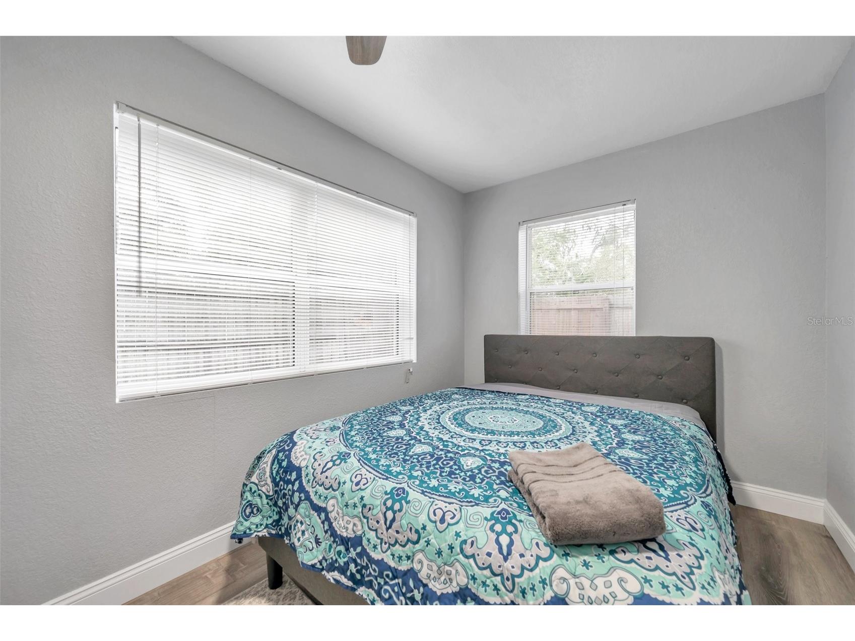 3720 3rd Ave N Saint Petersburg FL 33713 TB8494882 image25