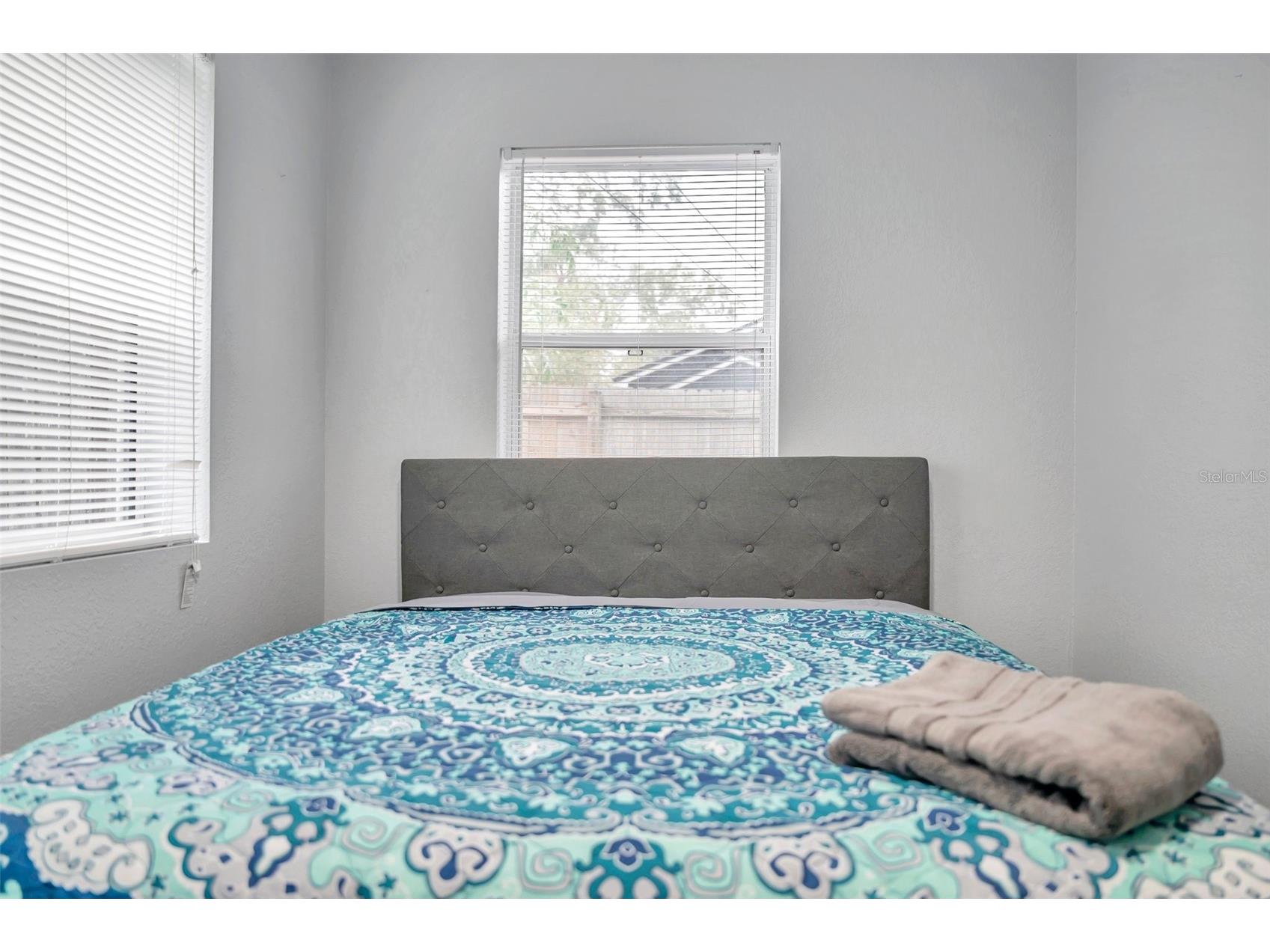 3720 3rd Ave N Saint Petersburg FL 33713 TB8494882 image26