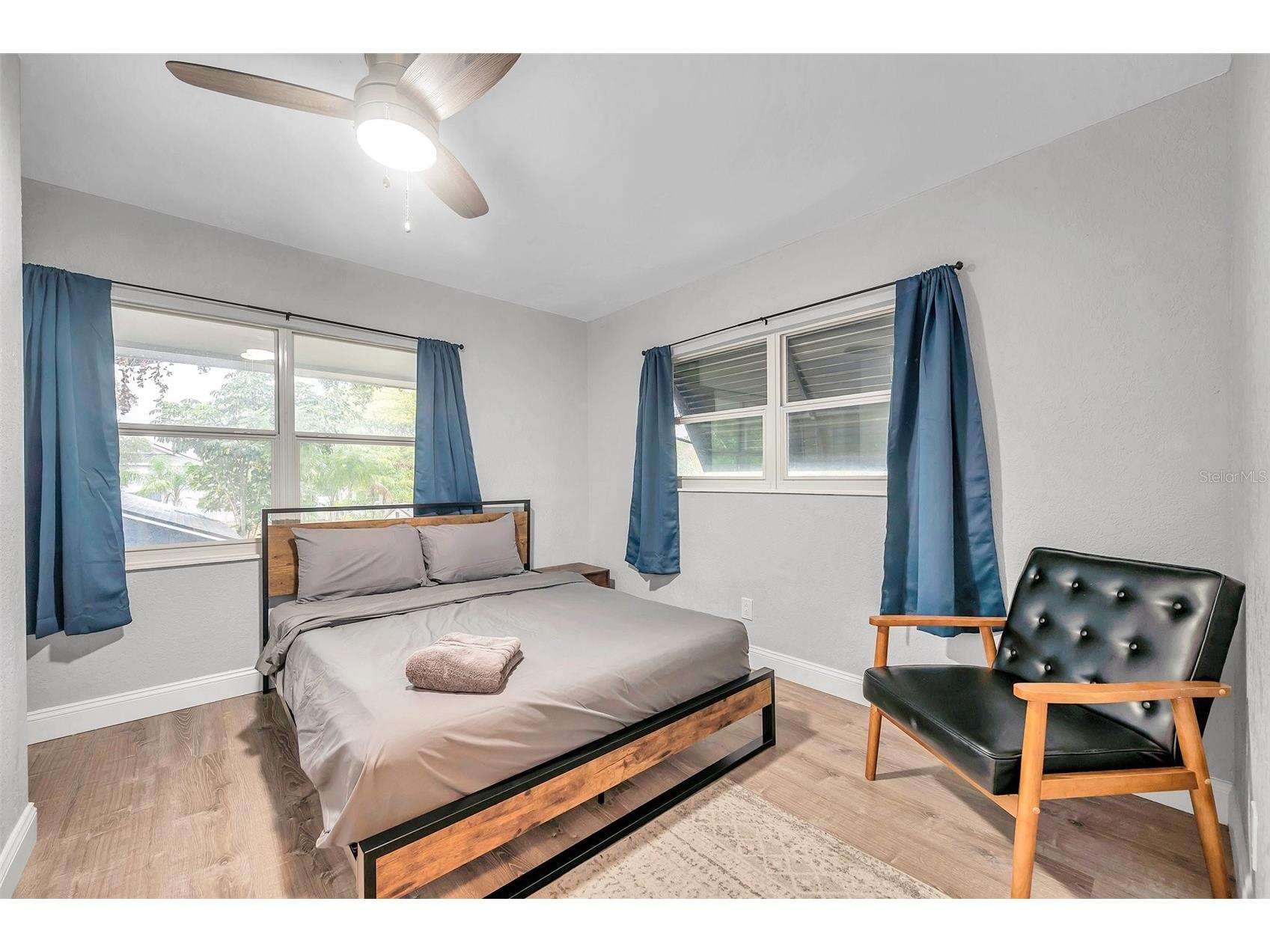 3720 3rd Ave N Saint Petersburg FL 33713 TB8494882 image40