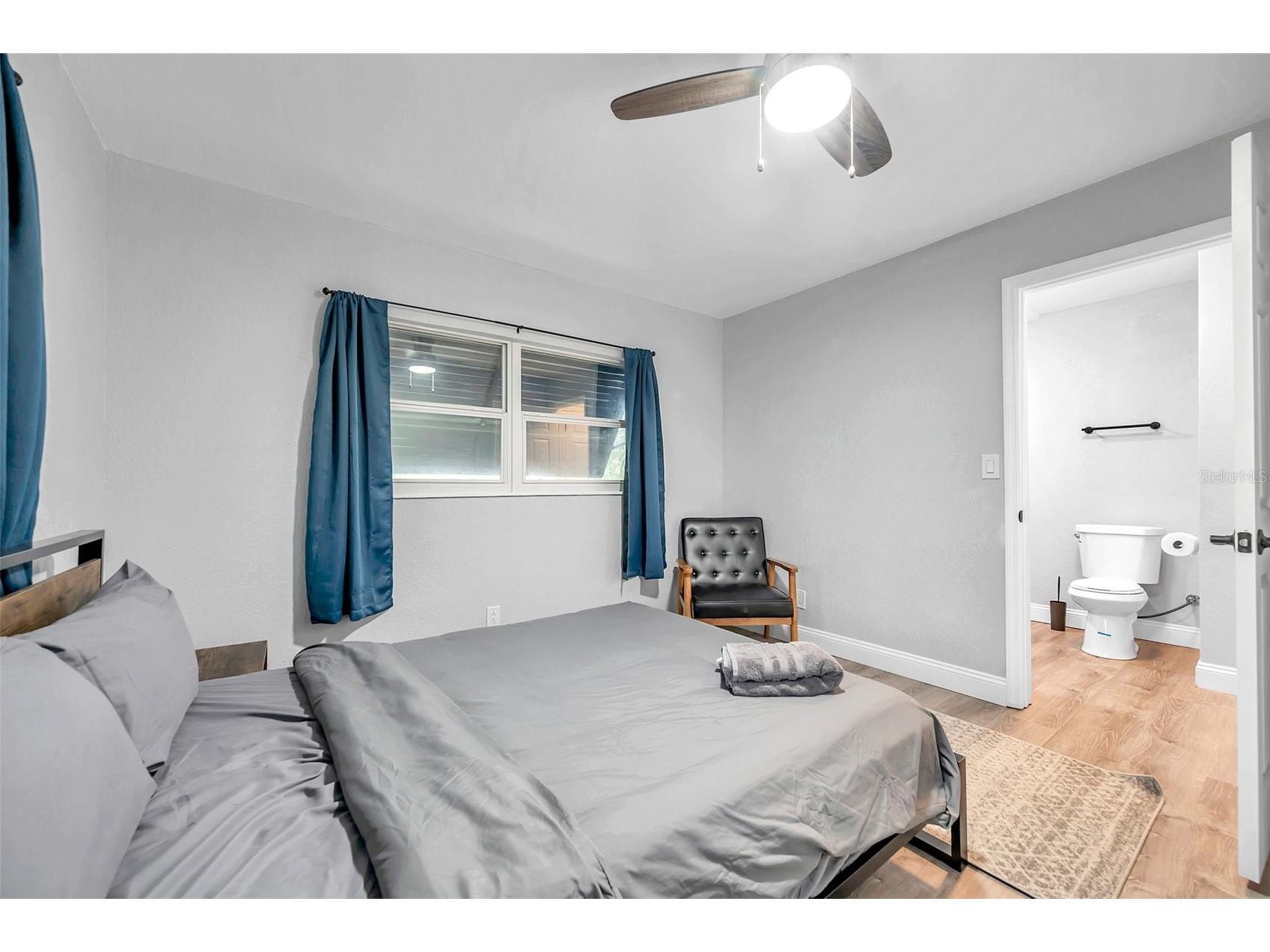 3720 3rd Ave N Saint Petersburg FL 33713 TB8494882 image43