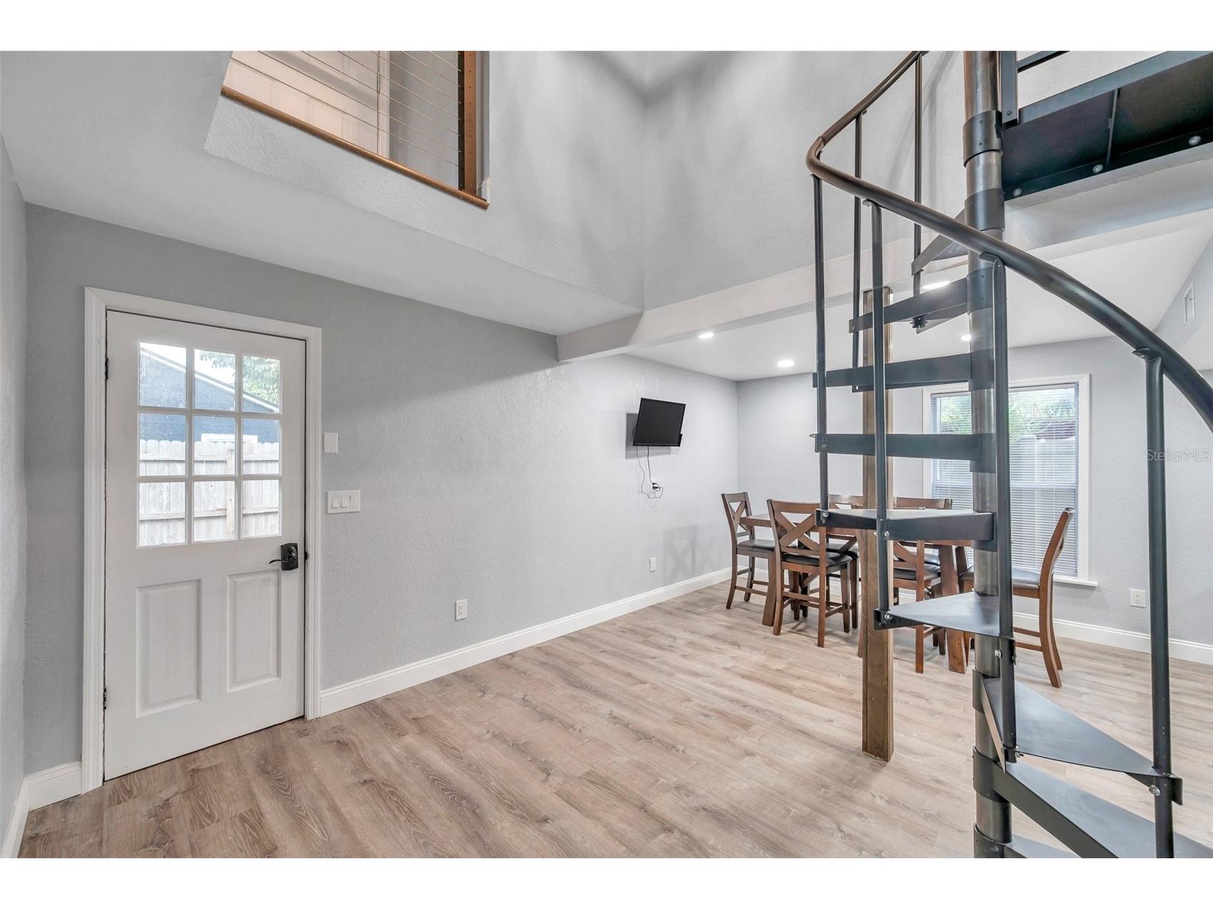 3720 3rd Ave N Saint Petersburg FL 33713 TB8494882 image5