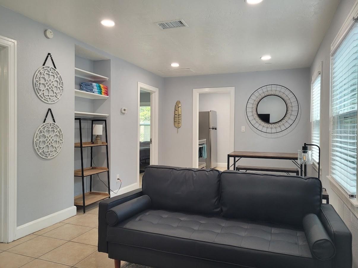 3720 3rd Ave N Saint Petersburg FL 33713 TB8494882 image63