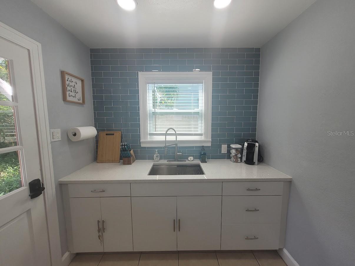 3720 3rd Ave N Saint Petersburg FL 33713 TB8494882 image71