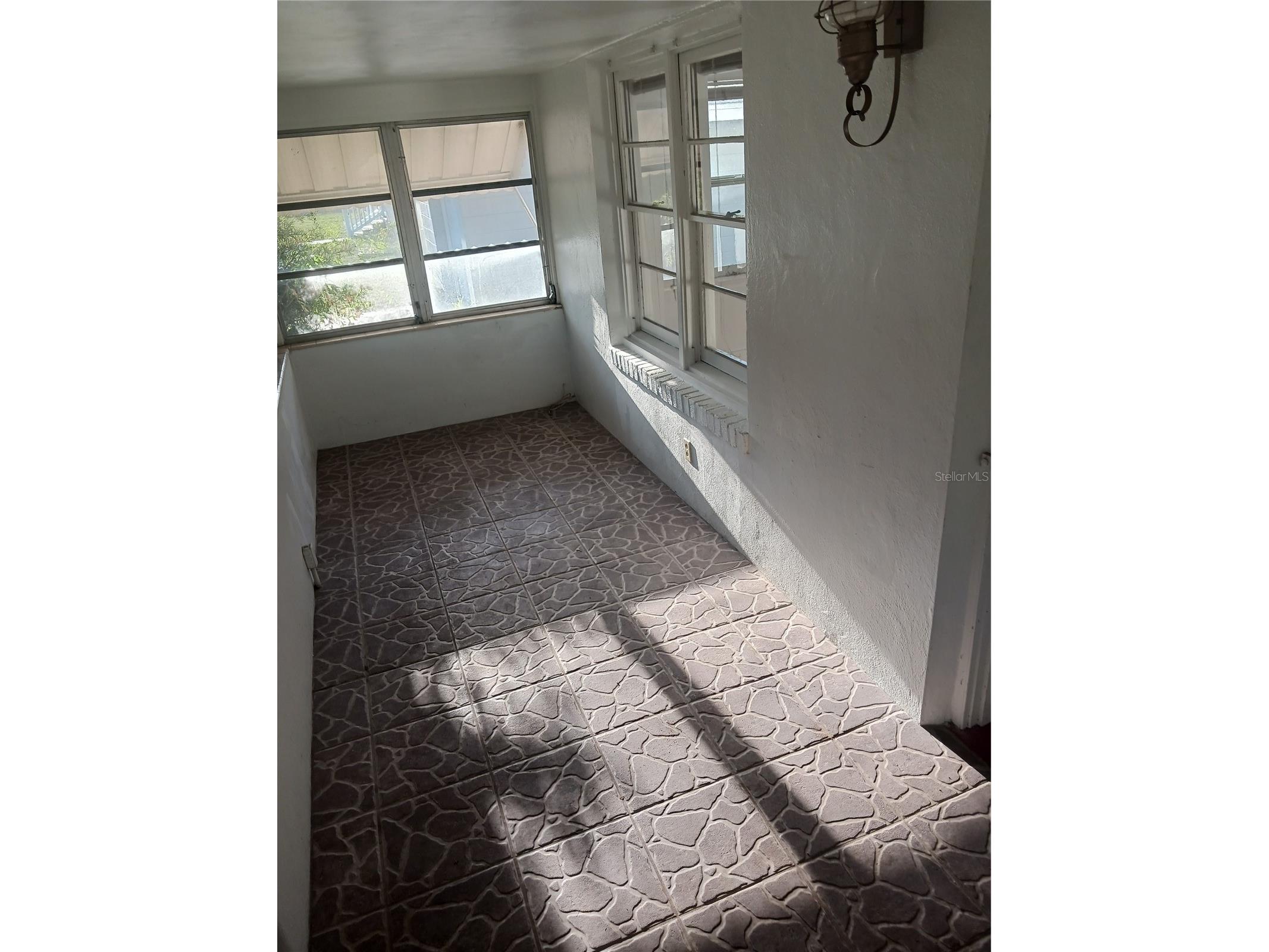 3720 4th Avenue N Saint Petersburg FL 33713 TB8499357 image35