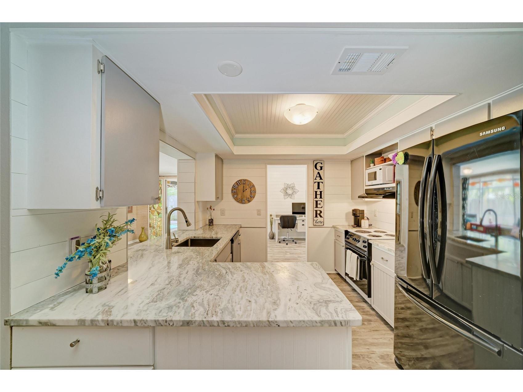 3720 Allenwood Street Sarasota FL 34232 A4689606 image20