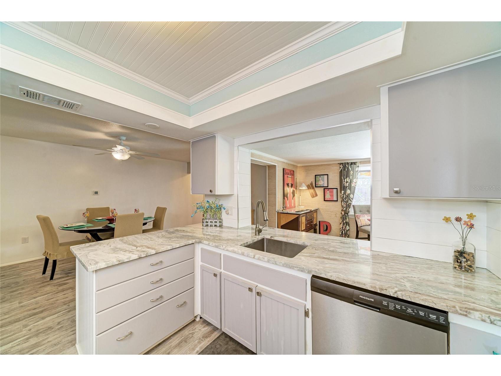 3720 Allenwood Street Sarasota FL 34232 A4689606 image24