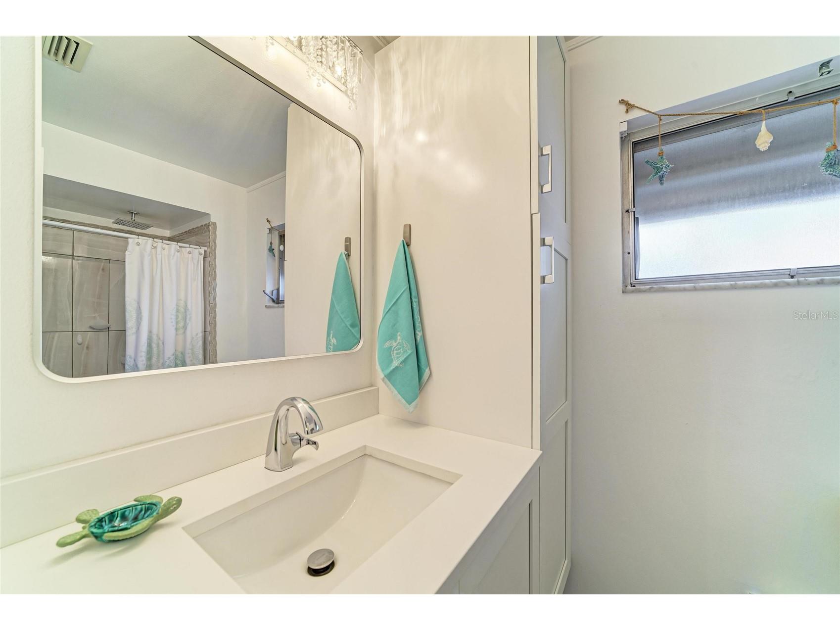 3720 Allenwood Street Sarasota FL 34232 A4689606 image32