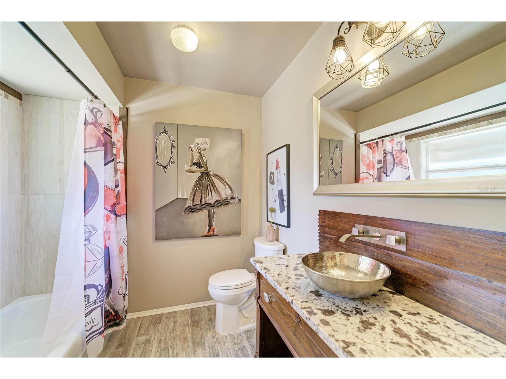 3720 Allenwood Street Sarasota FL 34232 A4689606 image37