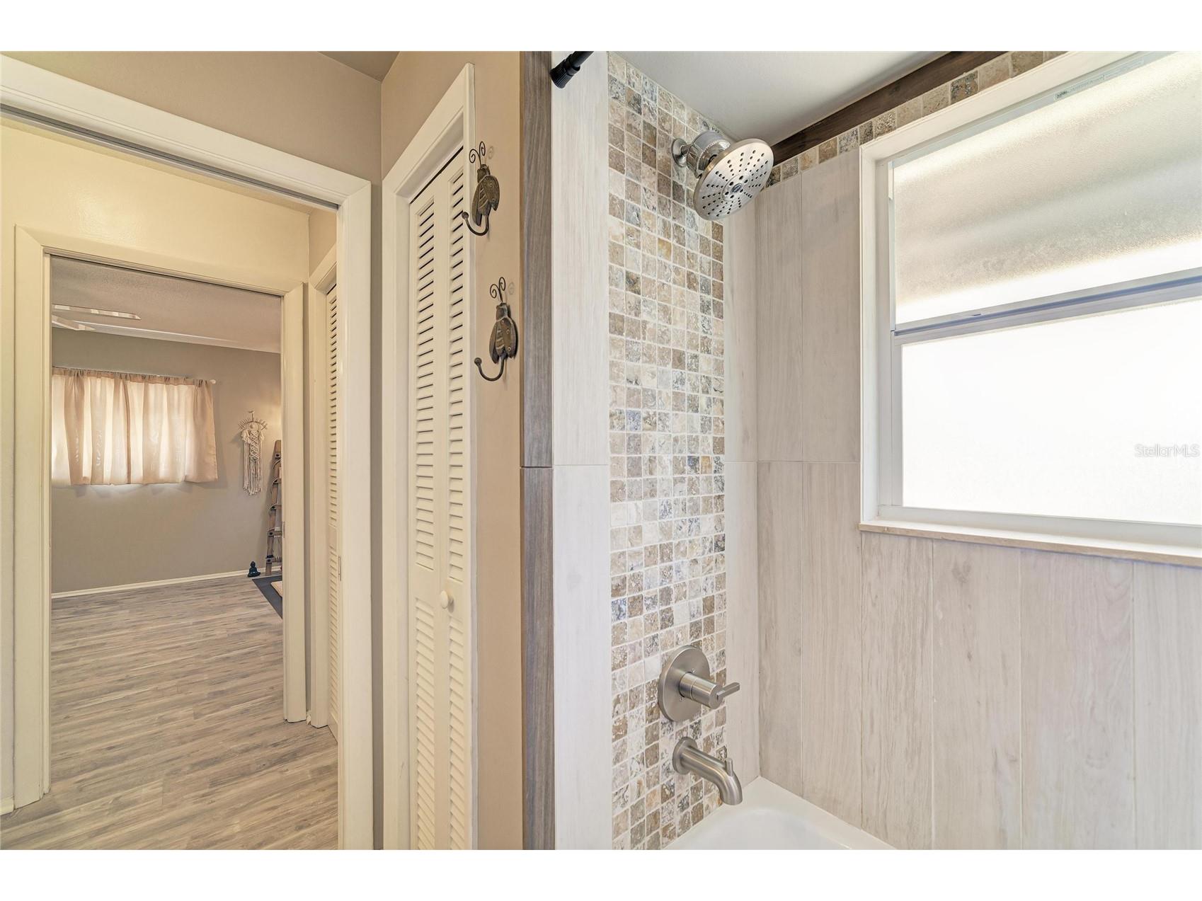 3720 Allenwood Street Sarasota FL 34232 A4689606 image38