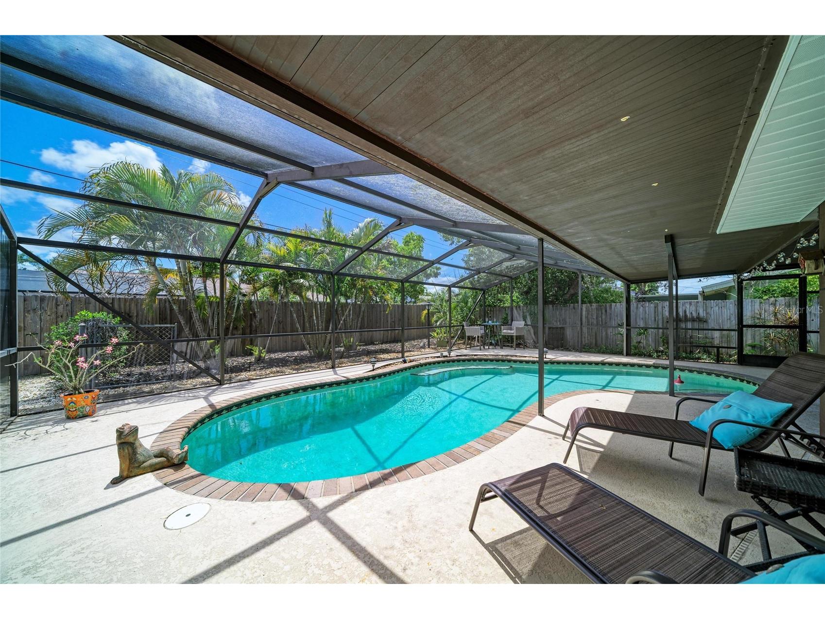 3720 Allenwood Street Sarasota FL 34232 A4689606 image8
