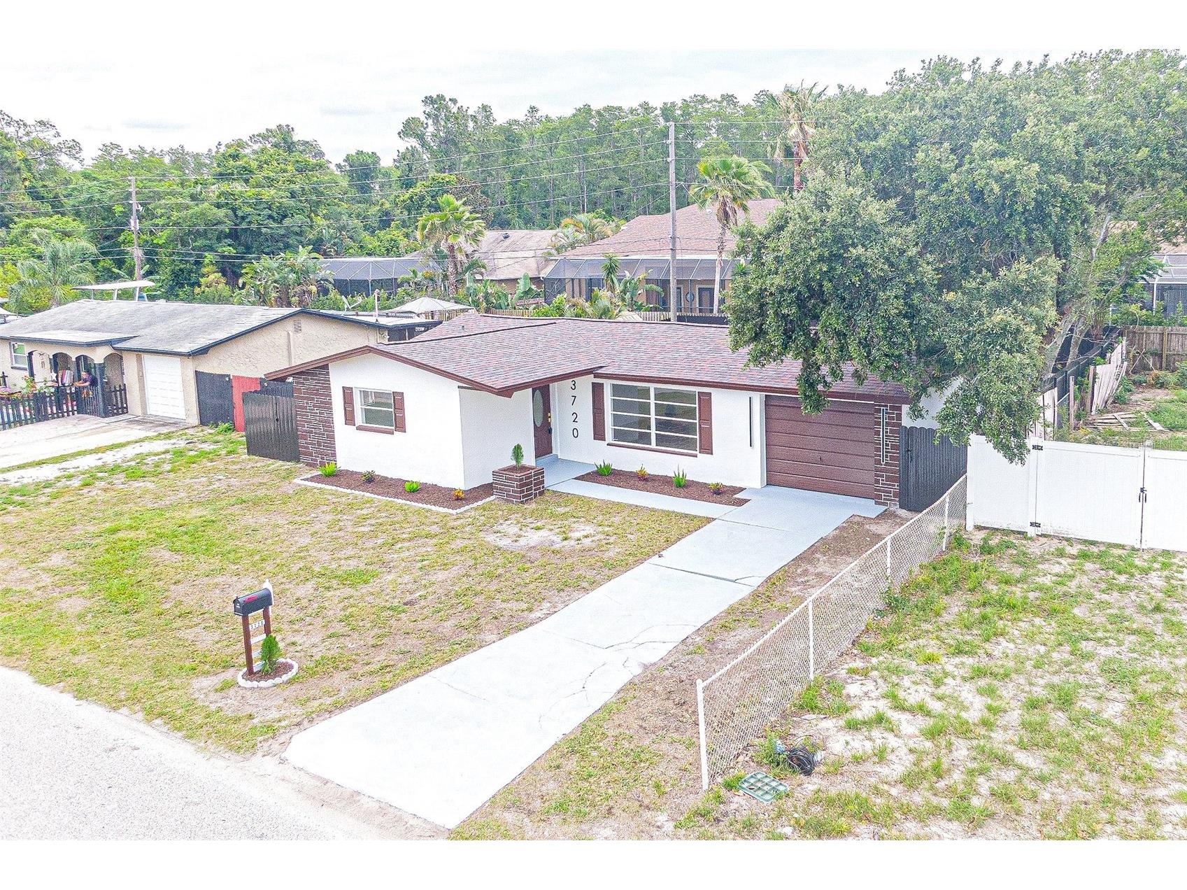 3720 Beacon Square Drive Holiday FL 34691 W7886405 image1