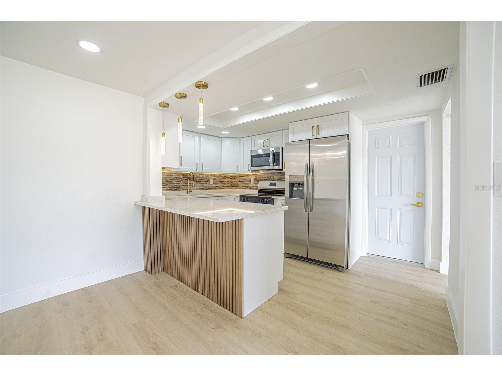 3720 Beacon Square Drive Holiday FL 34691 W7886405 image11