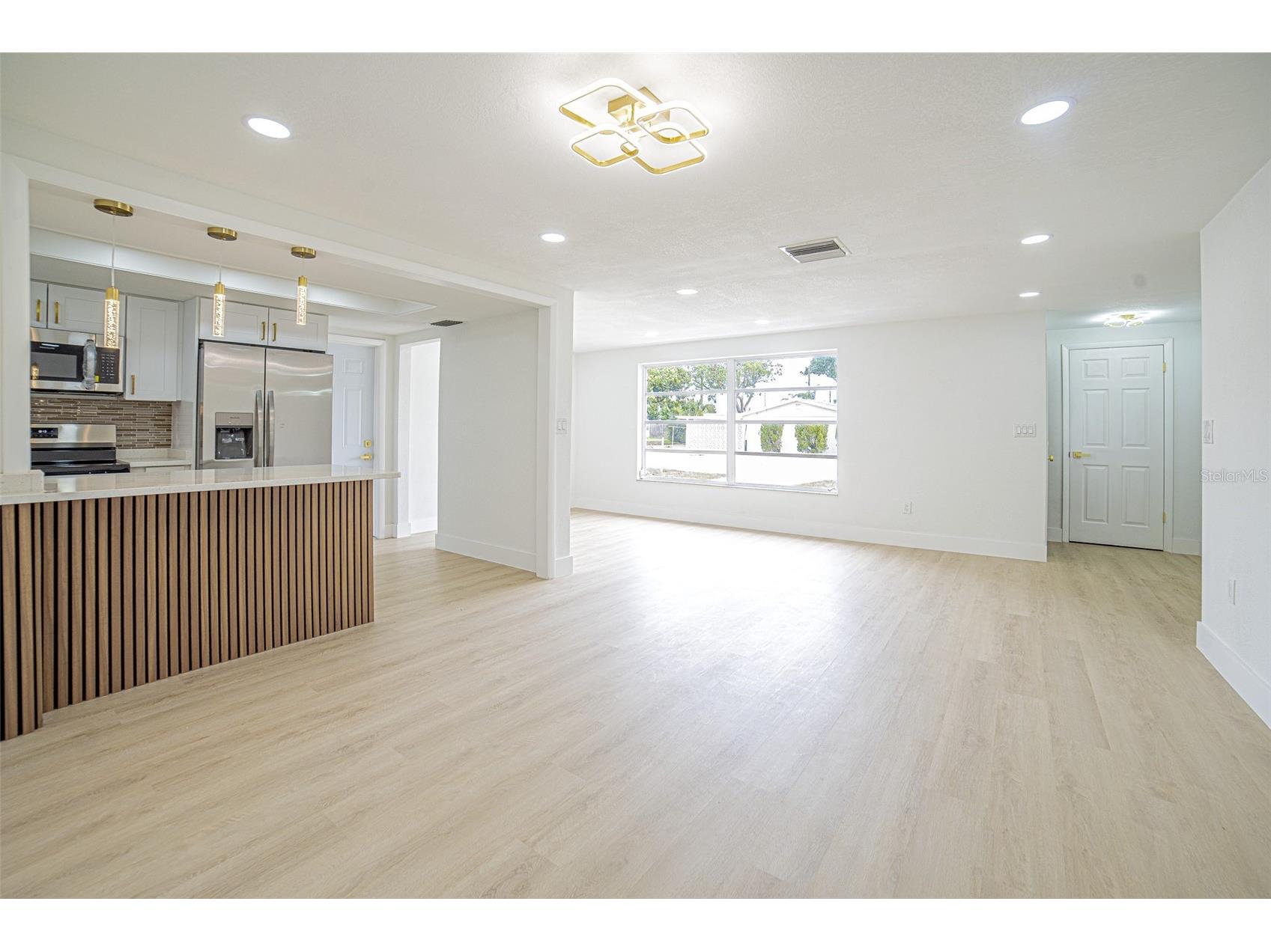 3720 Beacon Square Drive Holiday FL 34691 W7886405 image3