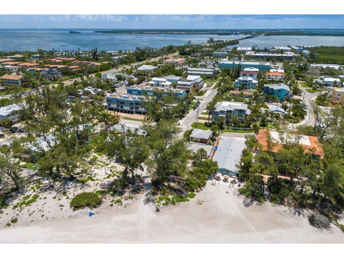 3720 Gulf Drive Holmes Beach FL 34217 A4656958 image9