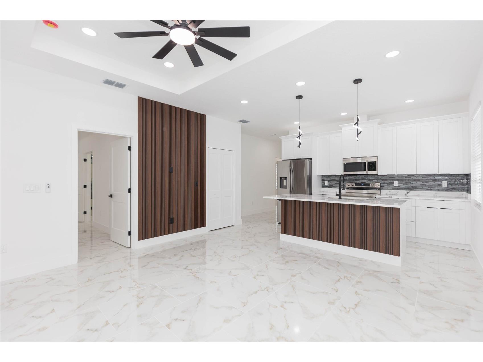 3720 N 32nd Tampa FL 33610 TB8524683 image24