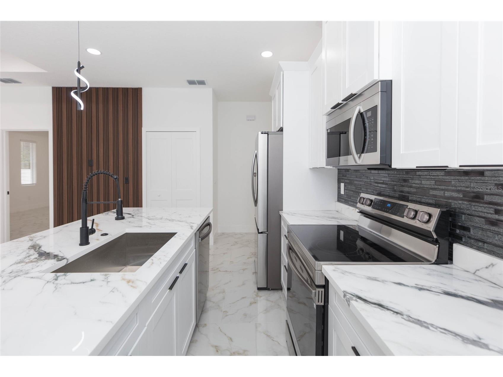 3720 N 32nd Tampa FL 33610 TB8524683 image30