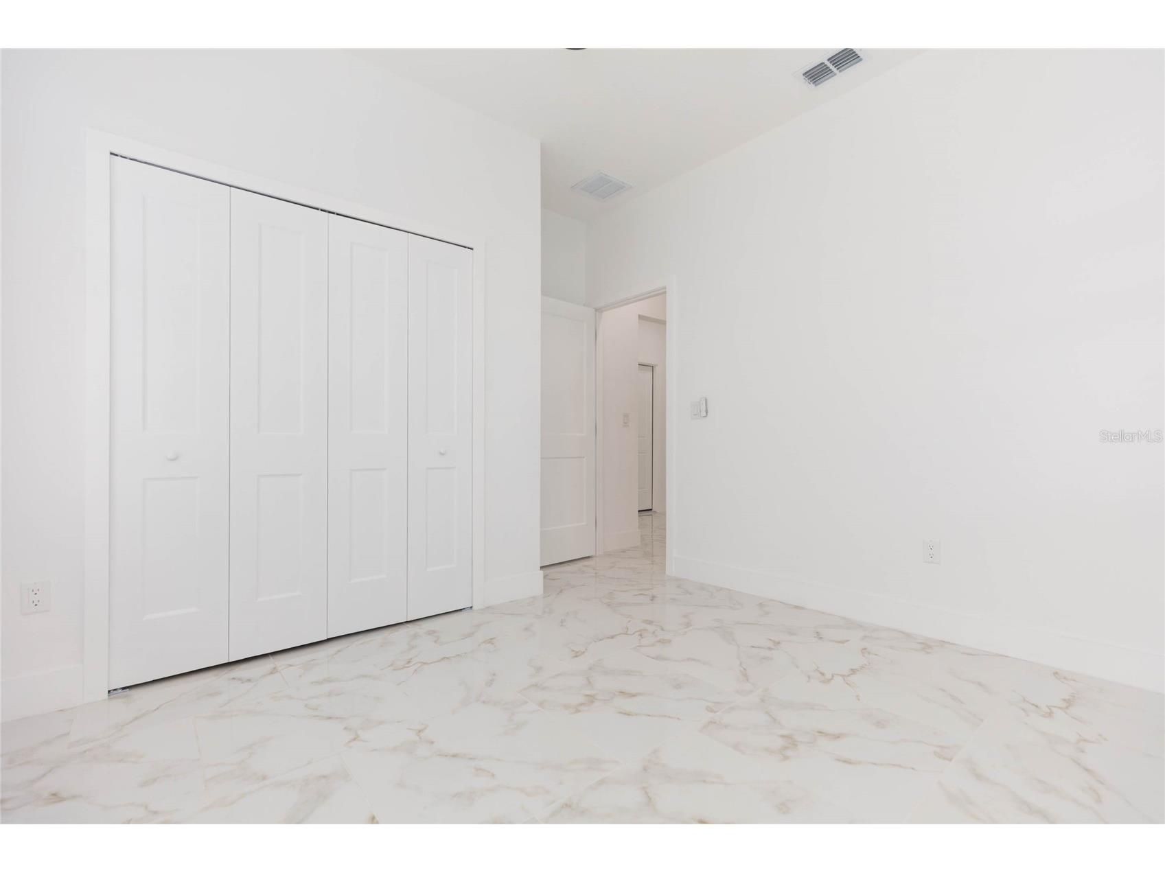 3720 N 32nd Tampa FL 33610 TB8524683 image7
