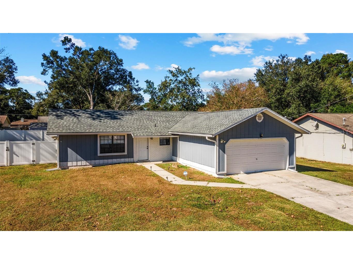 3720 NE 28th Terrace Ocala FL 34479 OM689985 image1