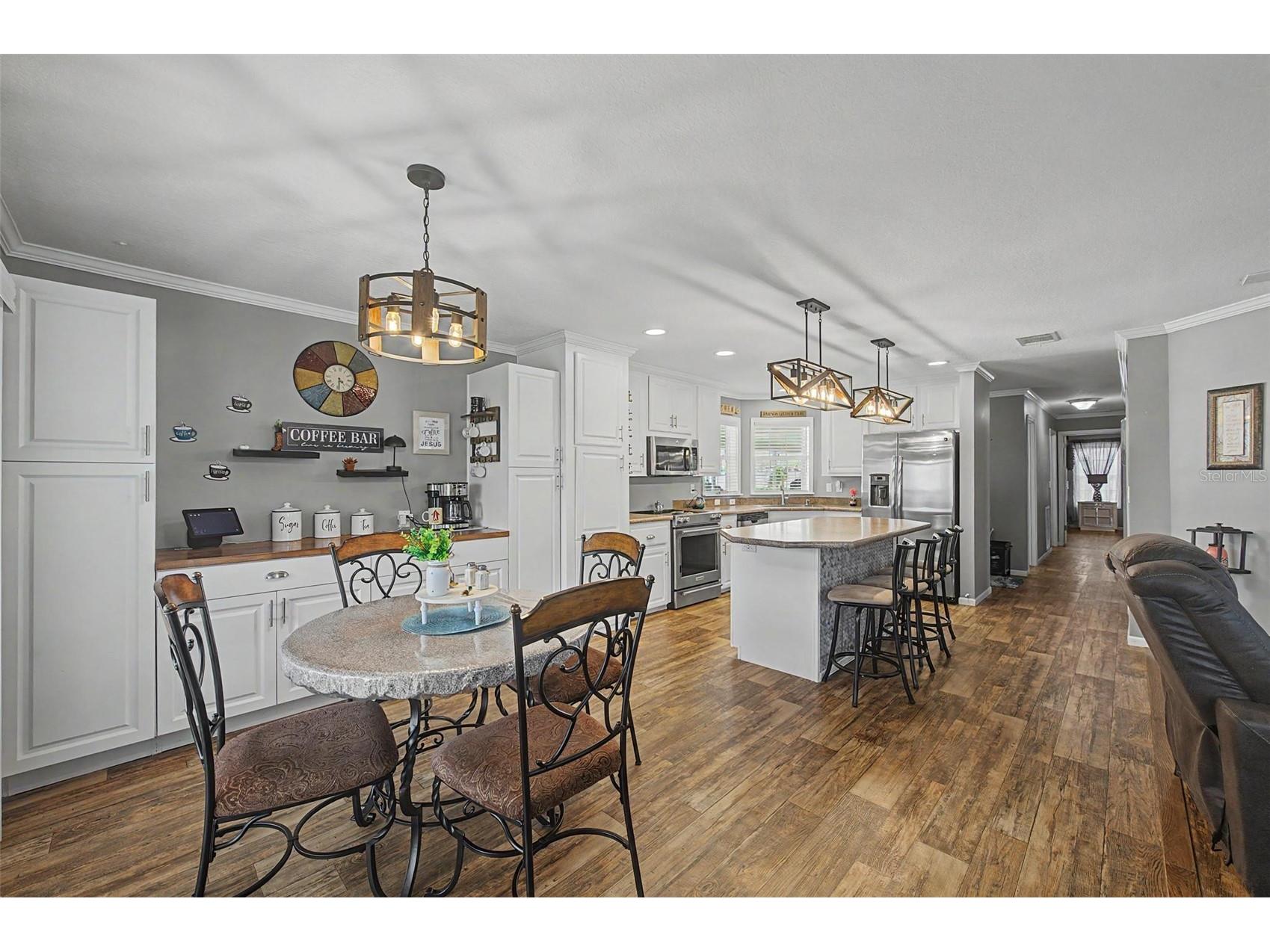 37200 Neukom Avenue Zephyrhills FL 33541 TB8520741 image12