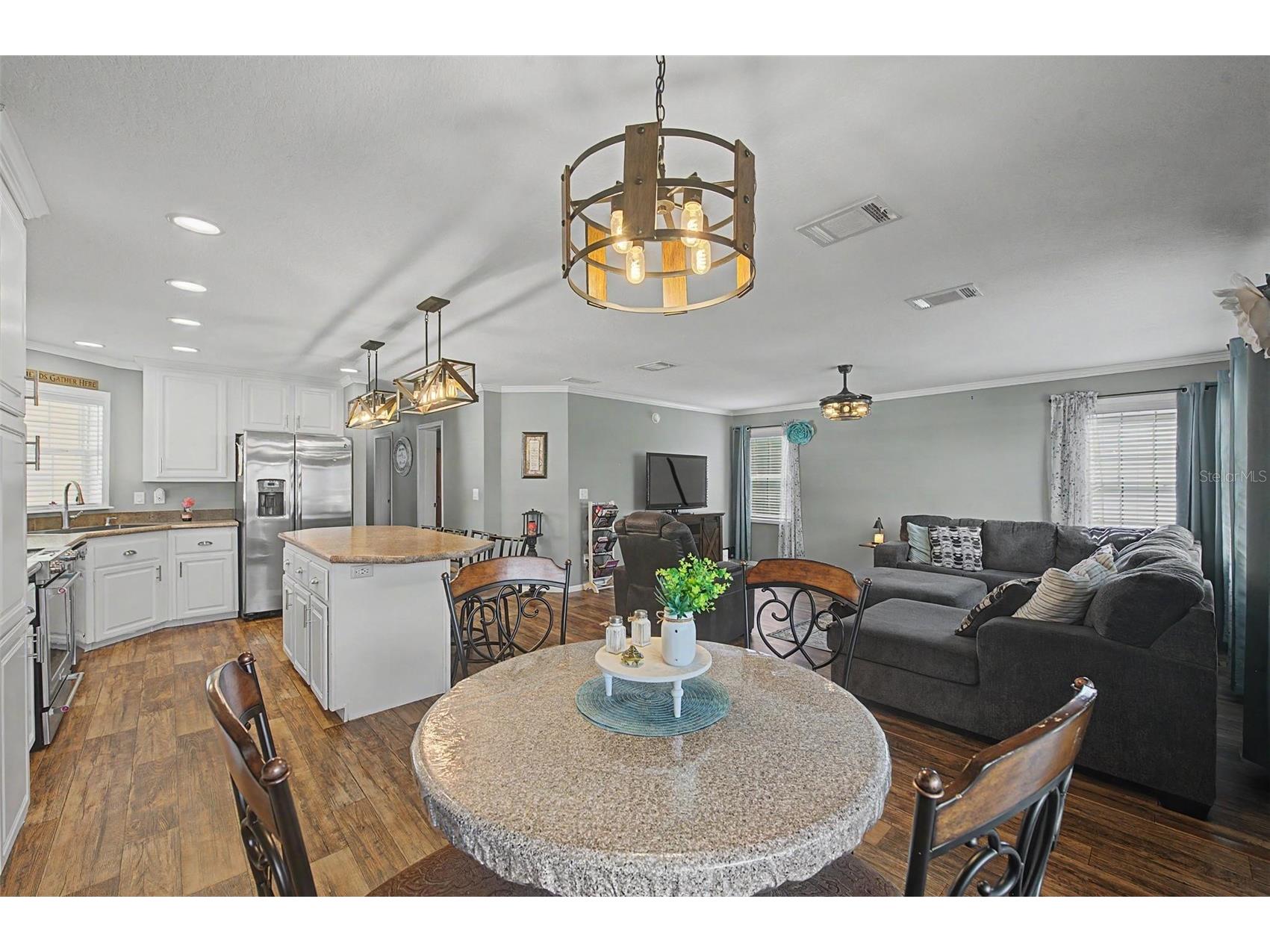 37200 Neukom Avenue Zephyrhills FL 33541 TB8520741 image14