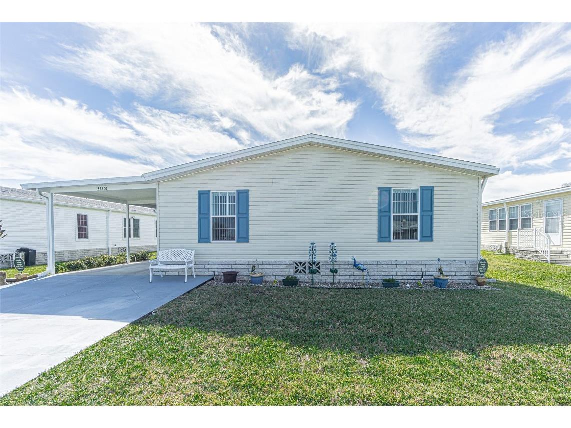 37201 Neukom Avenue Zephyrhills FL 33541 T3497209 image1