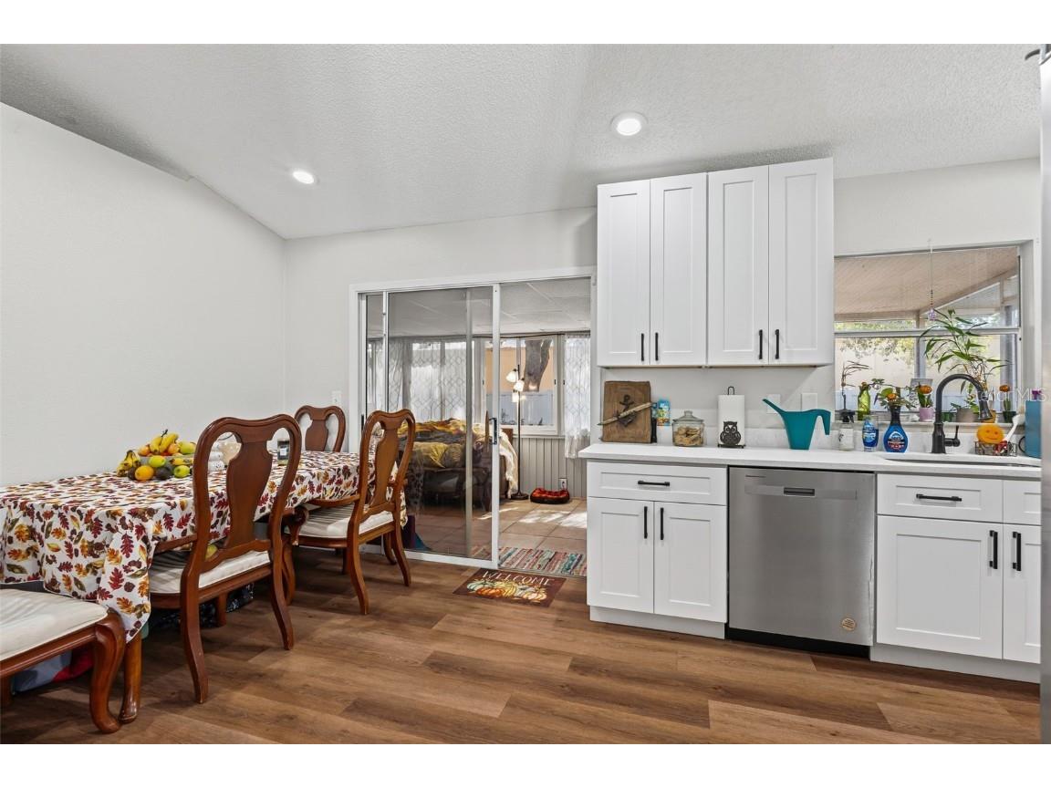 3721 43rd Avenue W Bradenton FL 34205 A4666553 image10