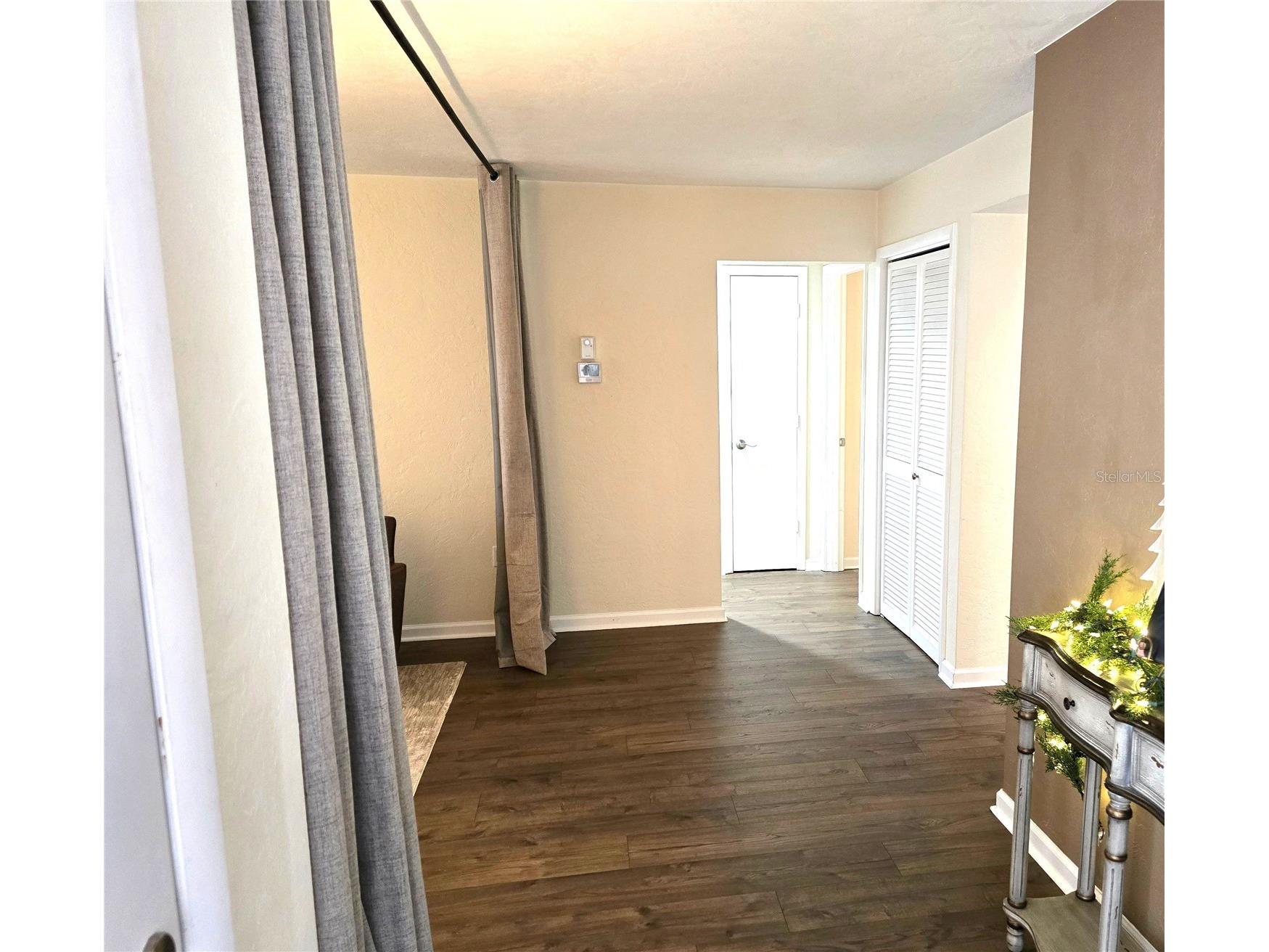 3721 Collins Street #812 Sarasota FL 34232 A4672044 image8