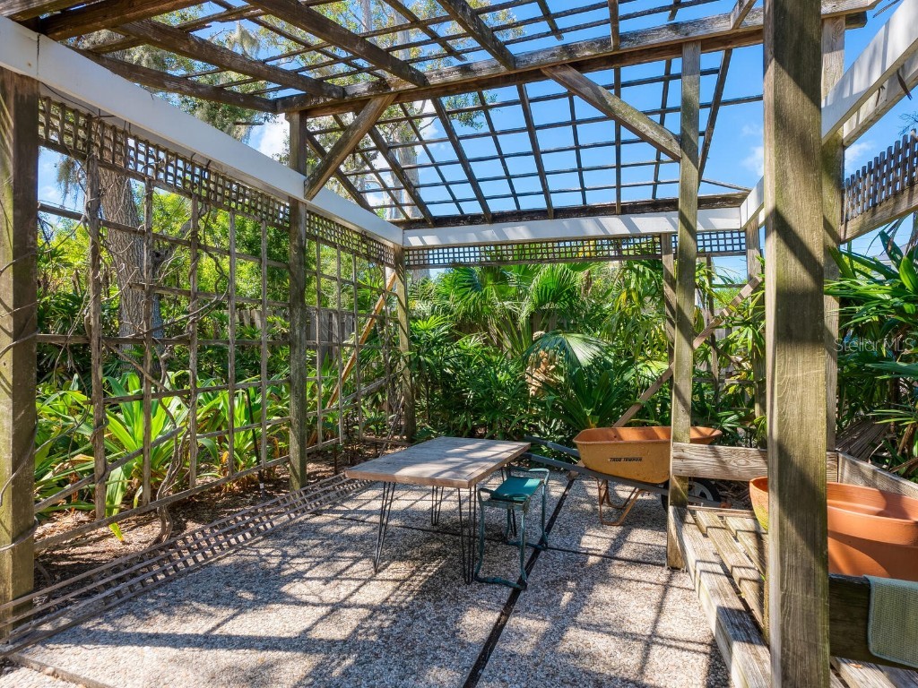 3721 Flamingo Avenue Sarasota FL 34242 A4667437 image16