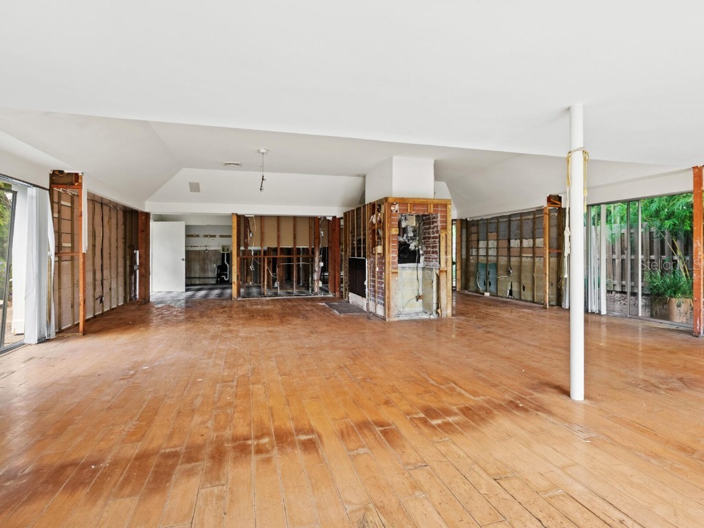 3721 Flamingo Avenue Sarasota FL 34242 A4667437 image18