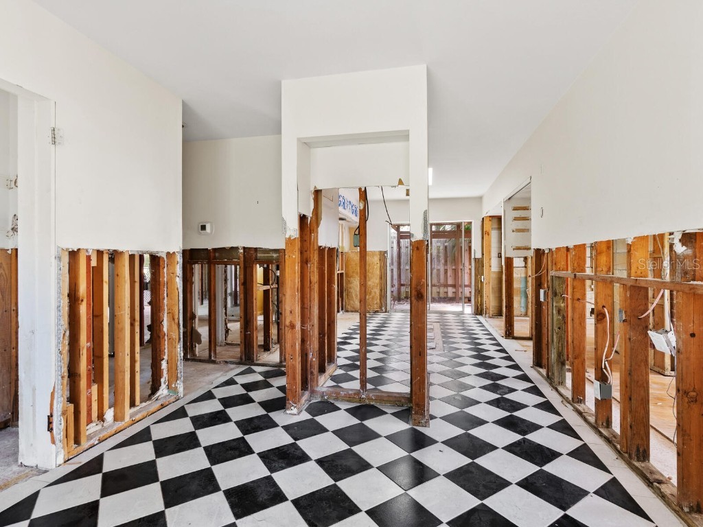 3721 Flamingo Avenue Sarasota FL 34242 A4667437 image24