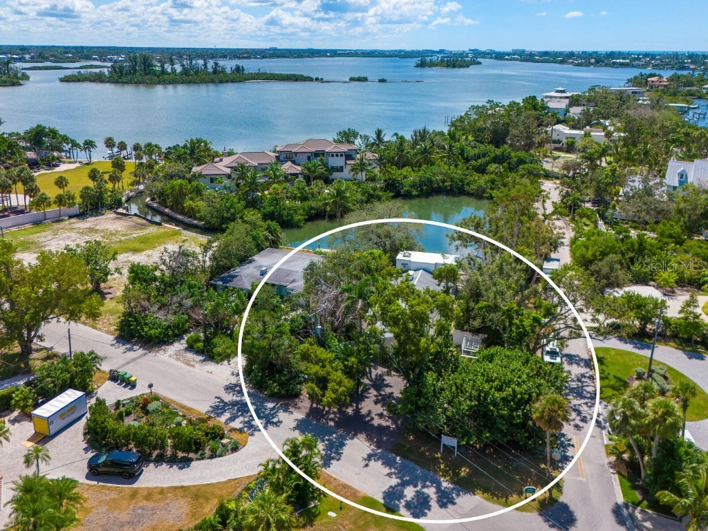 3721 Flamingo Avenue Sarasota FL 34242 A4669400 image2