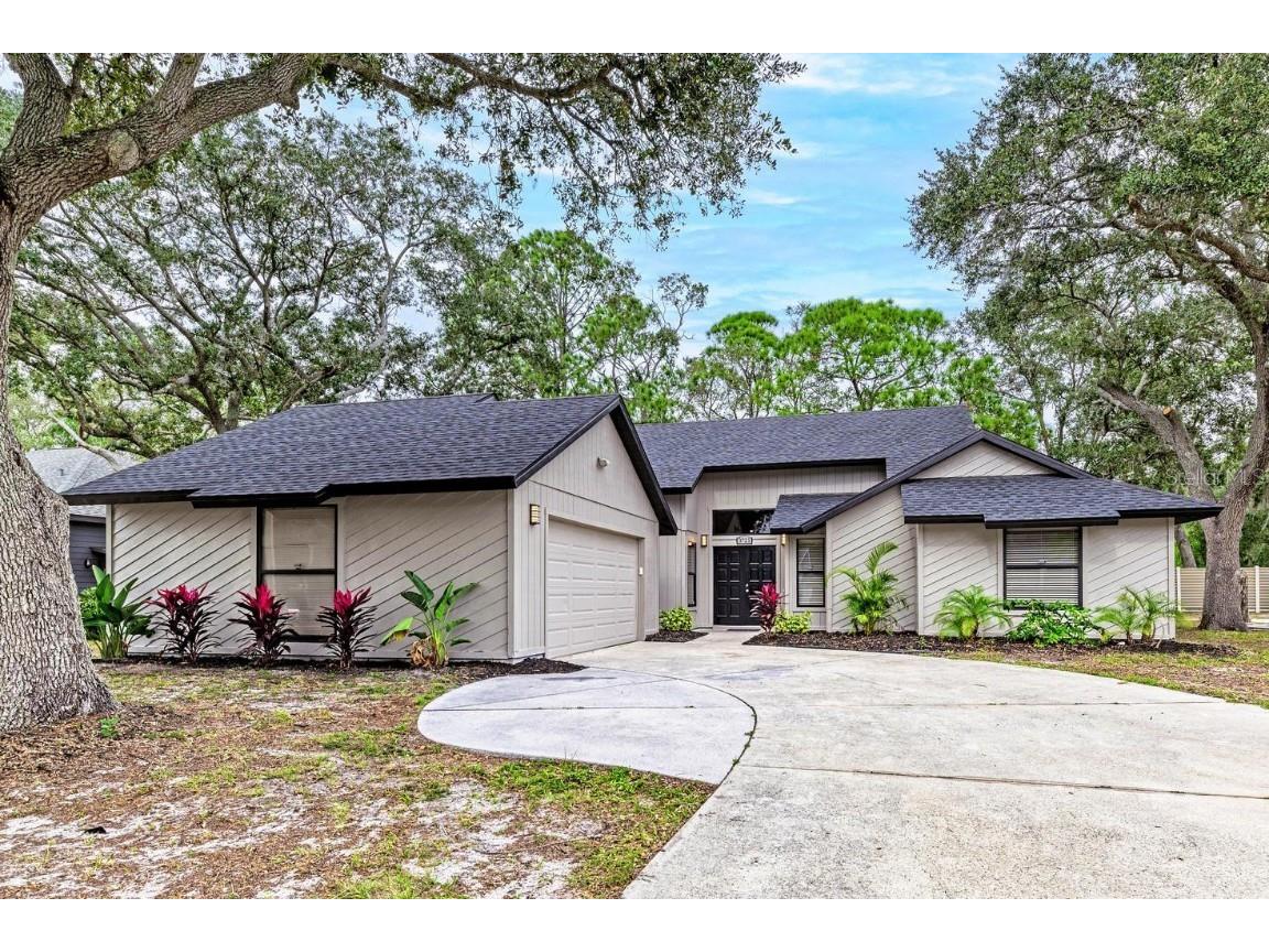 3721 Heather Lake Circle Sarasota FL 34235 A4592925 image1