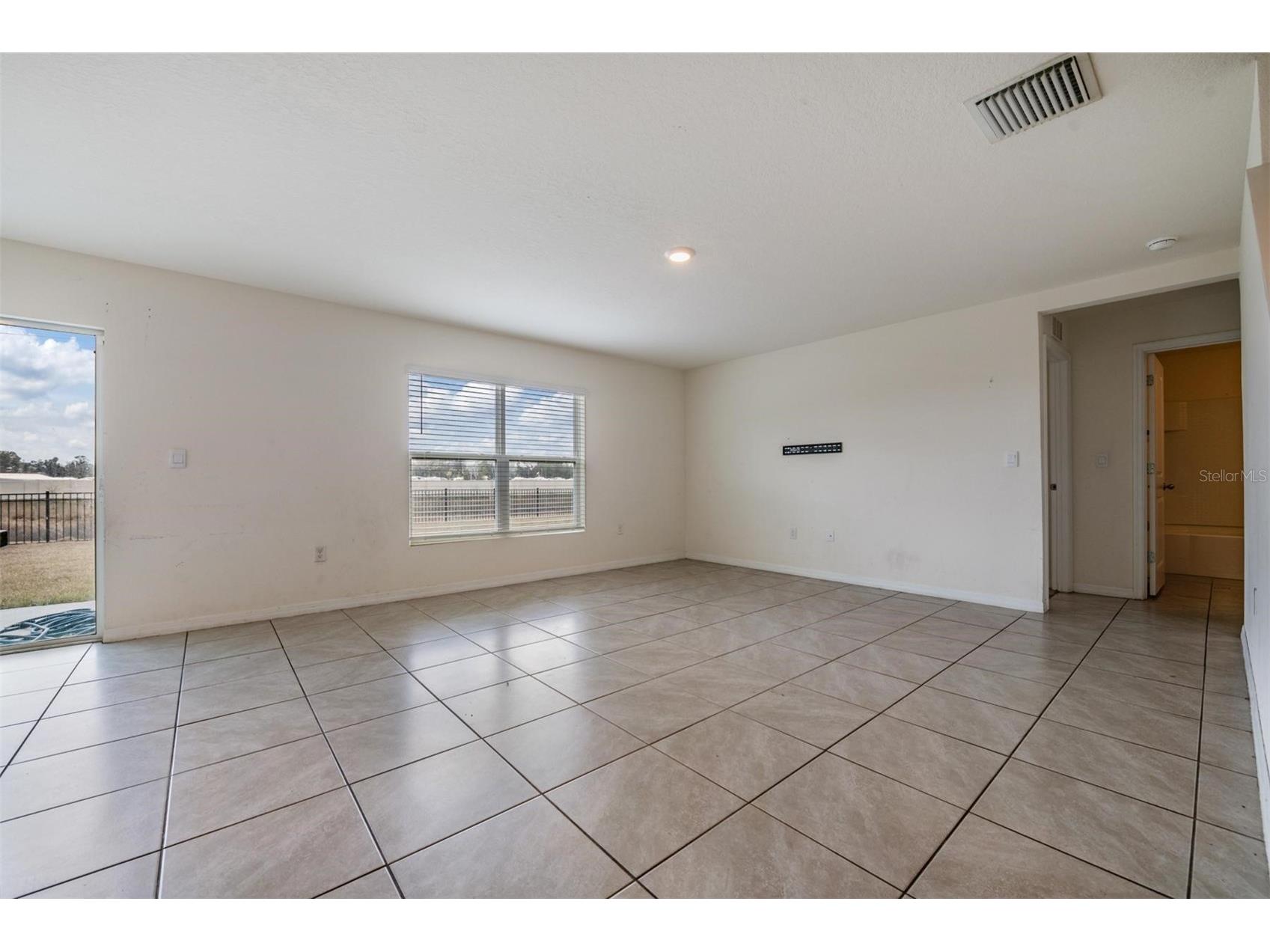 37214 Angel Wings Avenue Zephyrhills FL 33541 TB8478757 image4