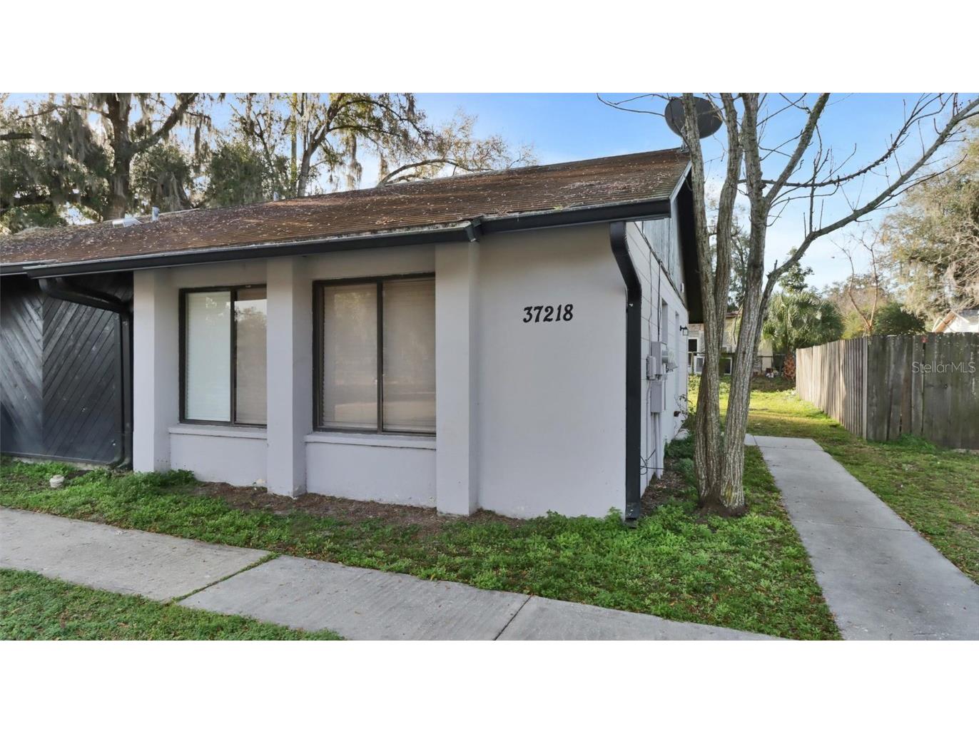 37218-37220 Oak Court Dade City FL 33523 T3503782 image1