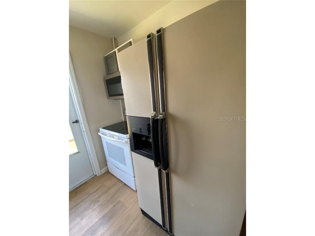 3722 28th Street N #B Saint Petersburg FL 33713 TB8422888 image3