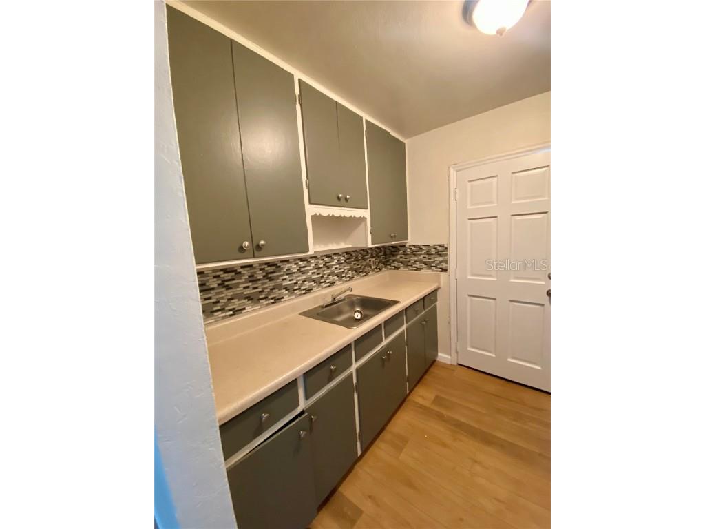 3722 28th Street N #B Saint Petersburg FL 33713 TB8422888 image7