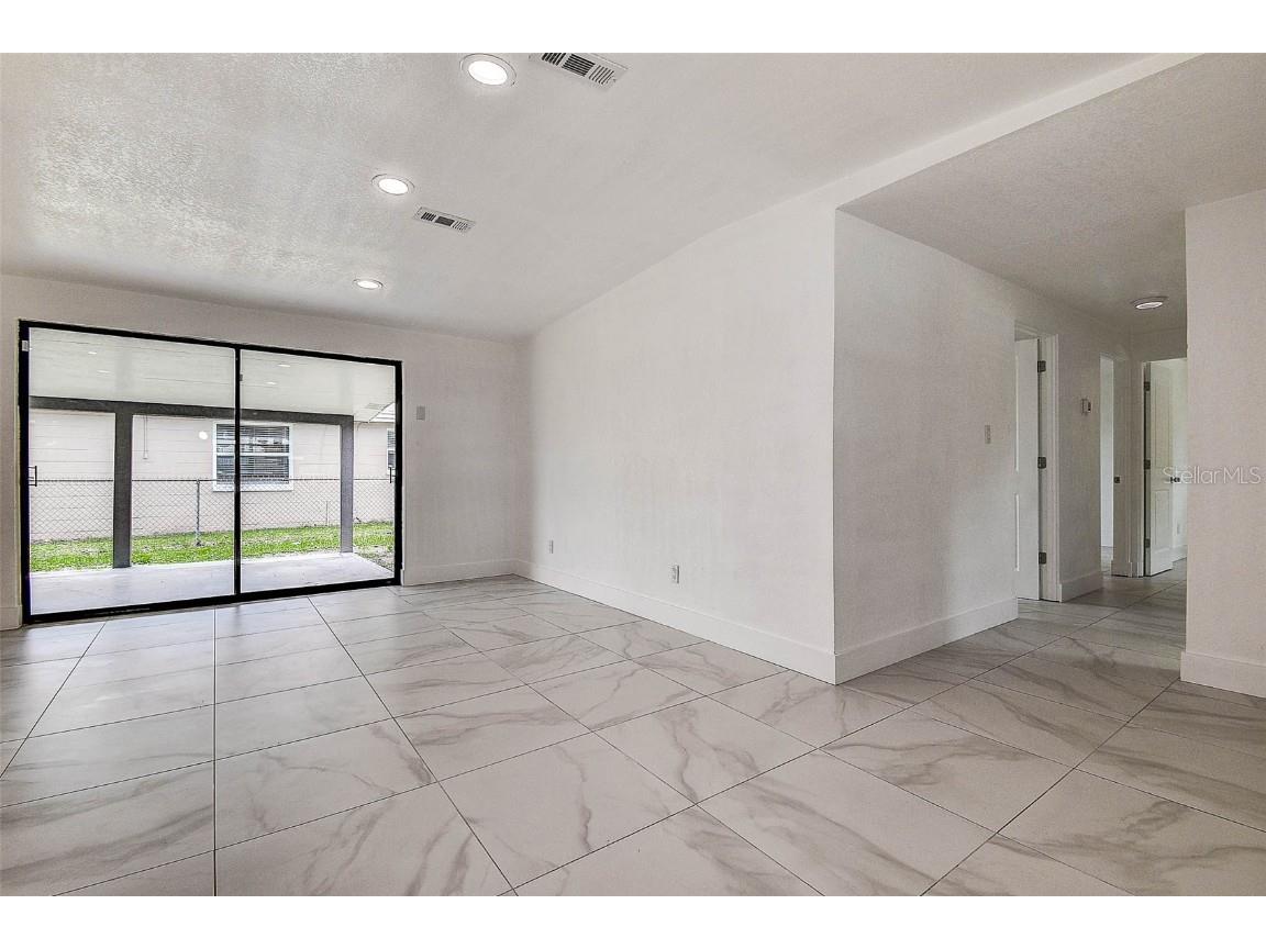 3722 E Idlewild Avenue Tampa FL 33610 TB8405008 image15